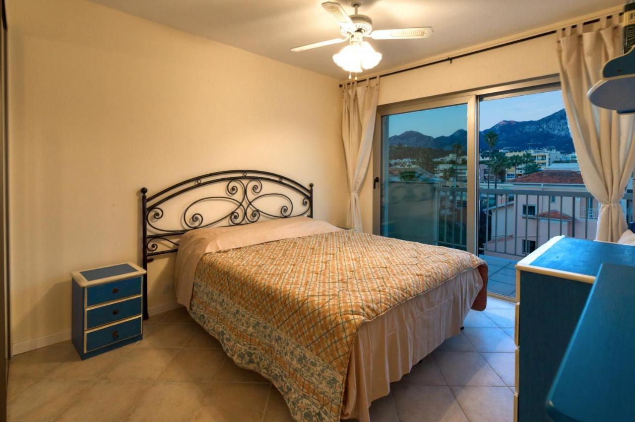 Charmant T3 Front De Mer Apartman Roquebrune-Cap-Martin Kültér fotó